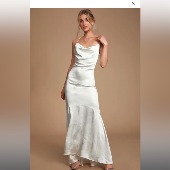 white satin elliatt cowel gown - Picture 1 of 8